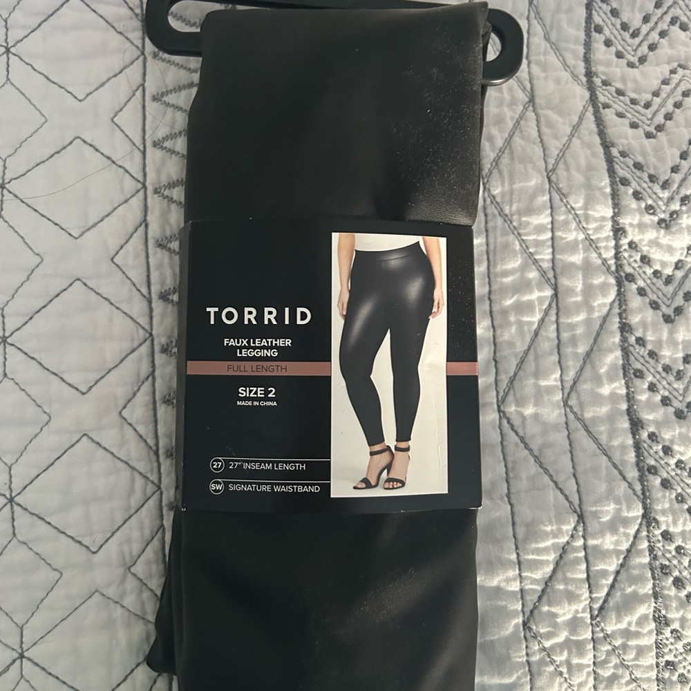 Torrid Black Faux Leather Leggings size 2 (16-18)